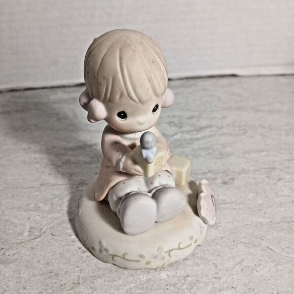 Precious Moments Figure,( Growing in Grace ), Age 2 1994. 4ins Tall. - Picture 5 of 5
